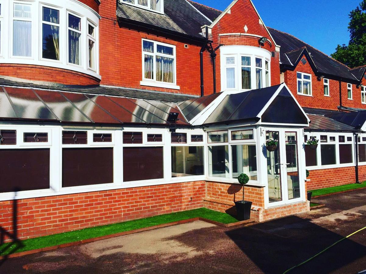 Trivelles Mayfair,Stockport Exterior photo